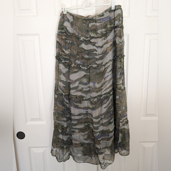 Sundance Tiered 100% Silk Maxi Skirt Green Watercolor Camo, size M Fairy Boho - Picture 4 of 14